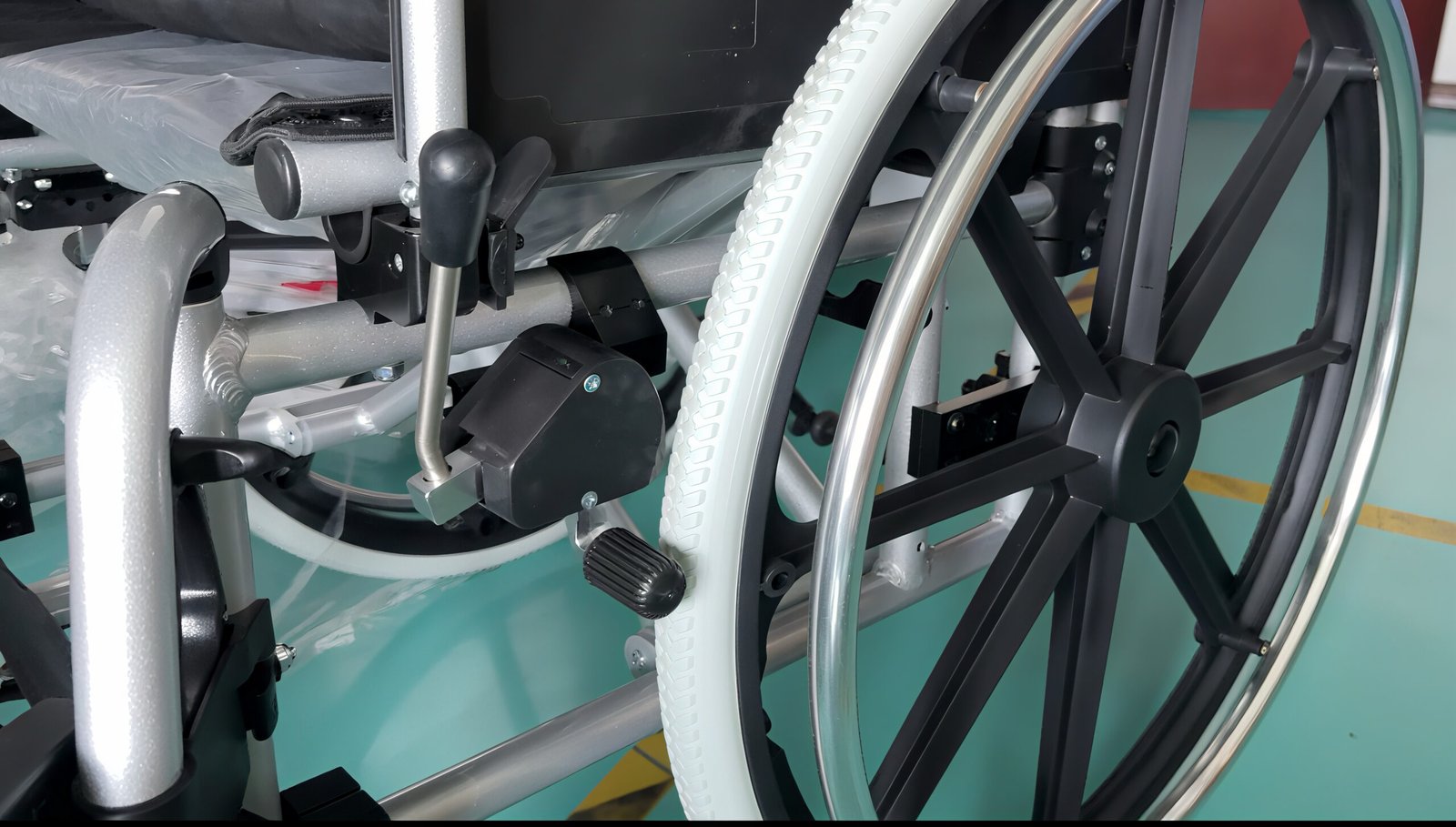 Mobi Wheel zen -1 Wheelchair